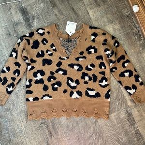 Very J,print mocha sweater, size medium